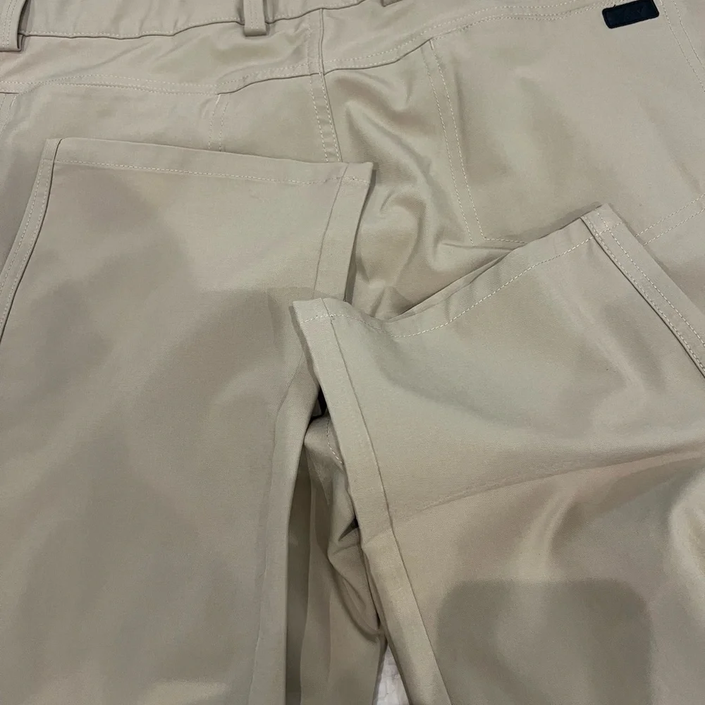 Greg Norman 5 pocket performance golf chinos 36x29